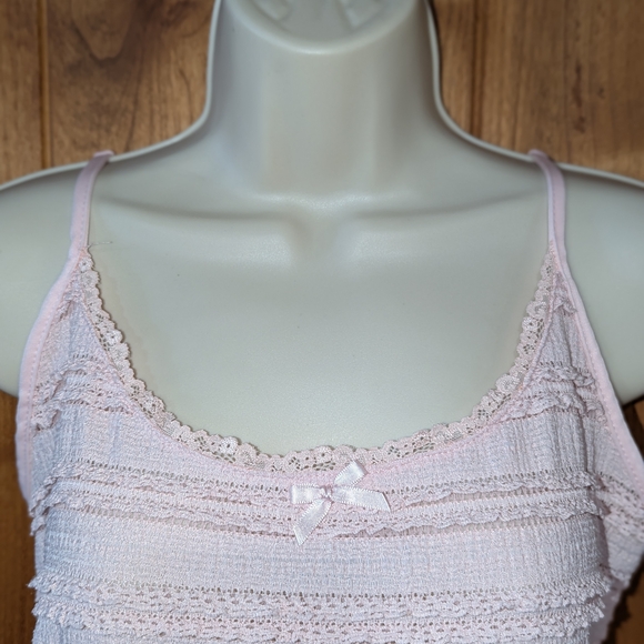 Pink Lace‎ Trimmed Women's Top - Picture 3 of 9